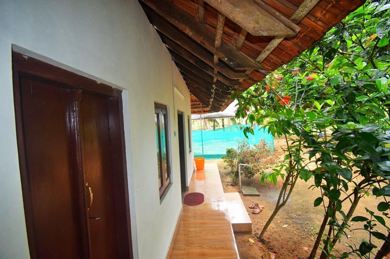 Munroe Inn Homestay Kollam Exterior foto